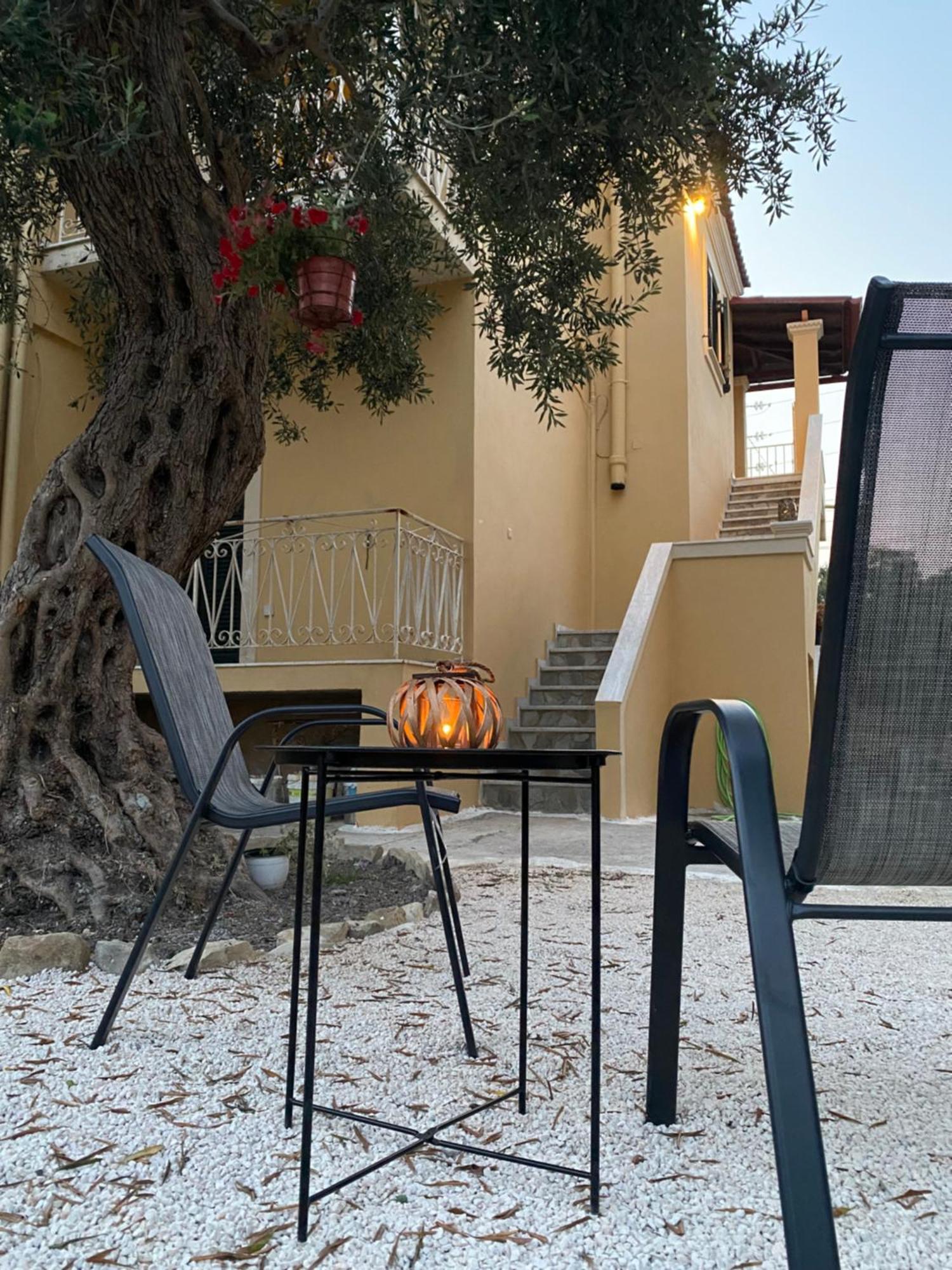 Villa Alexandra'S Boutique House Kato Garouna Exterior foto